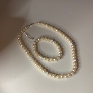 Pearl set